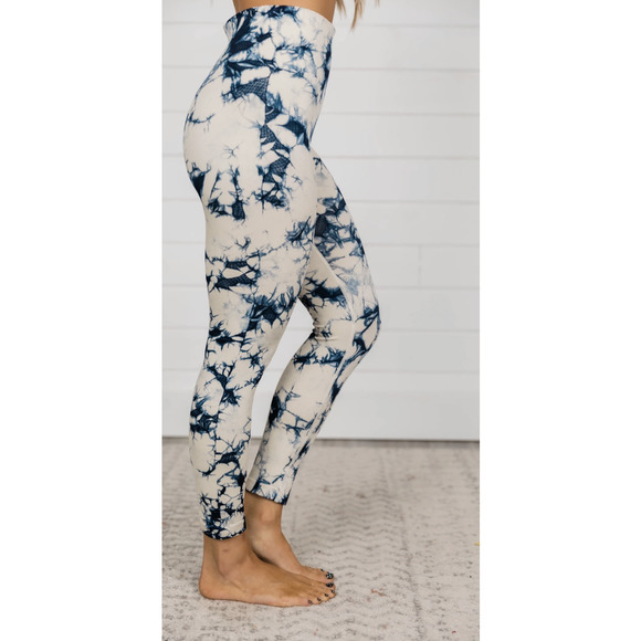 NEW BLUE AND WHITE TIE DYE LEGGINGS SZ L - Picture 1 of 5
